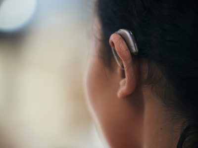 Aparelho auditivo recarregável