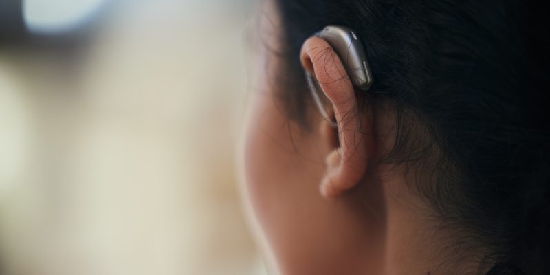 Aparelho auditivo recarregável